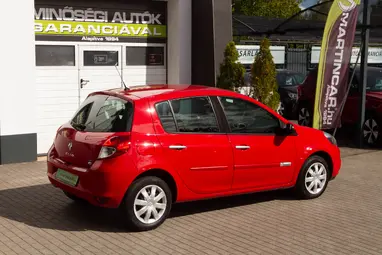 RENAULT CLIO 1.5 dCi Dynamique RED FLAME +Prémium állapot +1.Tulajdonos +Friss Vizsga +3X GARANCIA !!
