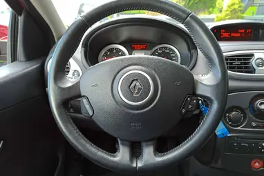 RENAULT CLIO 1.5 dCi Dynamique RED FLAME +Prémium állapot +1.Tulajdonos +Friss Vizsga +3X GARANCIA !!