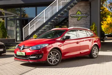 RENAULT MEGANE Grandtour 1.6 dCi Energy Bose Flame Red Pearl +Eredeti Magyar Autó +FaceLift +3X-s GARANCIA !!