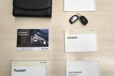 HYUNDAI TUCSON 1.6 T-GDi Executive 4WD DCT Passion 84e KM + Maximum Extra + Végig Hyundai-nál Szervízelt + 2x-es GARANCIA!!