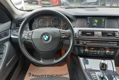 BMW 520d Touring (Automata) Végig vezetett szervizkönyv + Igényes szép állapotban + 2x-es GARANCIA!!