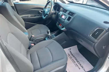 KIA RIO 1.4 CRDi EX Limited Kevesett futott + Szervízkönyv + Magasan felszerelt + 2x-es GARANCIA!!