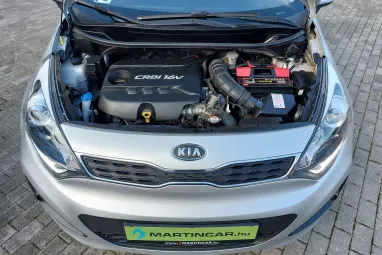 KIA RIO 1.4 CRDi EX Limited Kevesett futott + Szervízkönyv + Magasan felszerelt + 2x-es GARANCIA!!