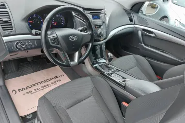 HYUNDAI I40 1.7 CRDi LP Premium Vezetett szervizkönyv + Friss KPM Vizsga + 2x-es GARANCIA!!
