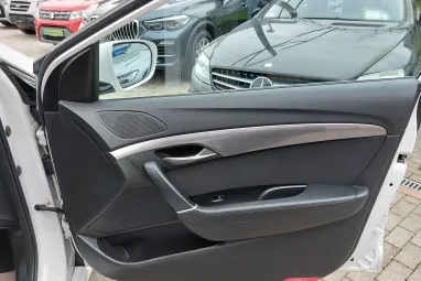 HYUNDAI I40 1.7 CRDi LP Premium Vezetett szervizkönyv + Friss KPM Vizsga + 2x-es GARANCIA!!