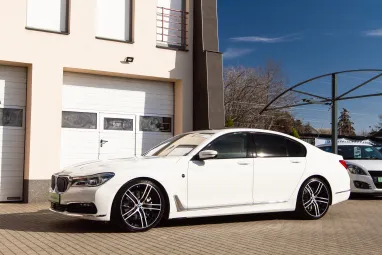 BMW 750i xDrive (Automata) Exclusive Nari Cognac + Full Vez. Sz.könyv + M Performace + Ajándék GARANCIA !!