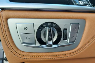 BMW 750i xDrive (Automata) Exclusive Nari Cognac + Full Vez. Sz.könyv + M Performace + Ajándék GARANCIA !!