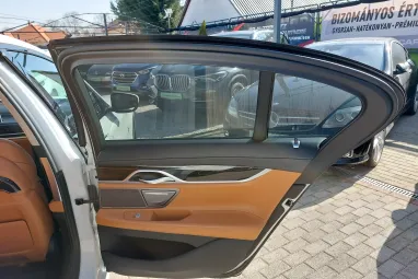 BMW 750i xDrive (Automata) Exclusive Nari Cognac + Full Vez. Sz.könyv + M Performace + Ajándék GARANCIA !!