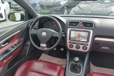 VOLKSWAGEN EOS 2.0 FSI Highline Deep Red Nappa Leather + Full Extra + Teljes Szervíz + 2X-s GARANCIA !!
