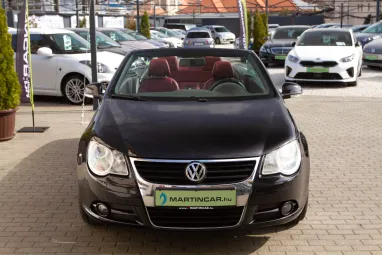 VOLKSWAGEN EOS 2.0 FSI Highline Deep Red Nappa Leather + Full Extra + Teljes Szervíz + 2X-s GARANCIA !!