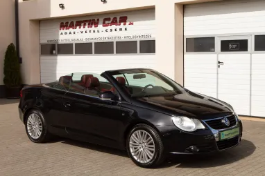 VOLKSWAGEN EOS 2.0 FSI Highline Deep Red Nappa Leather + Full Extra + Teljes Szervíz + 2X-s GARANCIA !!