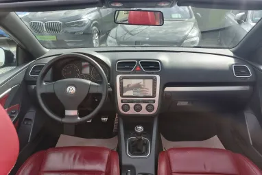 VOLKSWAGEN EOS 2.0 FSI Highline Deep Red Nappa Leather + Full Extra + Teljes Szervíz + 2X-s GARANCIA !!