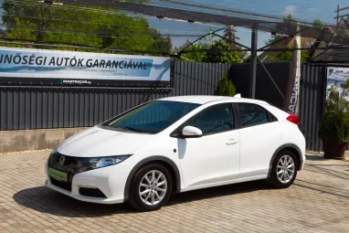 HONDA CIVIC 1.4 Comfort Orchid White Pearl + Friss Szervíz + 2X-s GARANCIA !!