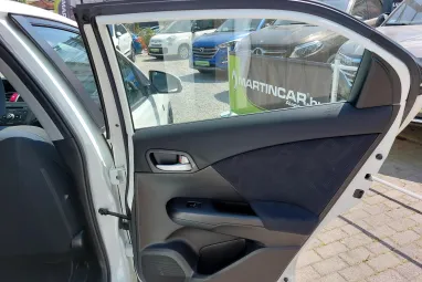 HONDA CIVIC 1.4 Comfort Orchid White Pearl + Friss Szervíz + 2X-s GARANCIA !!