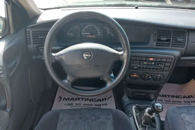 OPEL VECTRA 1.6 16V Elegance Igényes Eredeti Magyar Autó + Magasan felszerelt + 2X-s GARANCIA !!
