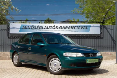OPEL VECTRA 1.6 16V Elegance Igényes Eredeti Magyar Autó + Magasan felszerelt + 2X-s GARANCIA !!