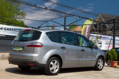 FORD S-MAX 1.8 TDCi Trend Moondost Silver Metalic + 7 személy + 2X-s GARANCIA !!