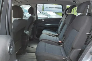 FORD S-MAX 1.8 TDCi Trend Moondost Silver Metalic + 7 személy + 2X-s GARANCIA !!