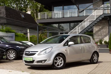 OPEL CORSA D 1.4 Cosmo Silver Line + Első Tulajdonos + Vez Szervízkönyv + 2X-s GARANCIA !!