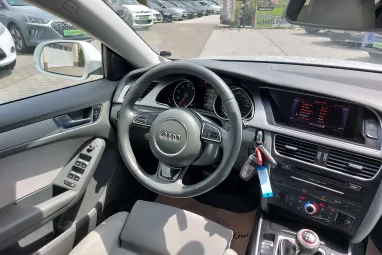 AUDI A5 Sportback 1.8 TFSI Eredeti Magyar Auto +Teljes Full Nagy Szervíz +2X-s GARANCIA !!